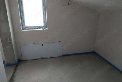 Casă cu 4 camere cu Teren 900 Mp în Central - 4