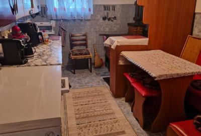 Casă cu 4 camere cu Teren 1000 Mp în Mihai Eminescu - 7