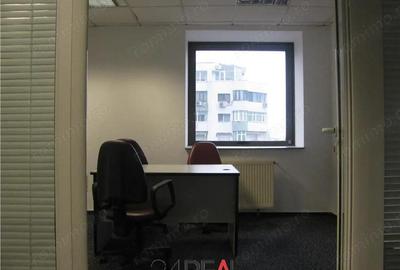 Spațiu comercial, în P-ța Victoriei - 14