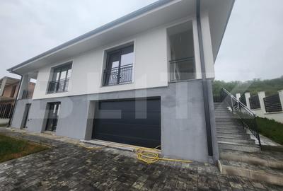 Casa individuala cu 6 camere,priveliste superba,600 mp teren,zona Piata - 1