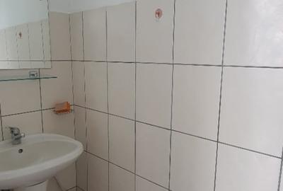 Inchiriez spatiu comercial , pretabil showroom, 140m,open space+7parcari,central - 9