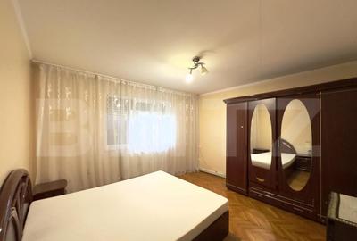 Apartament de inchiriat cu 3 camere decomandat, 81 mp - zon - 8