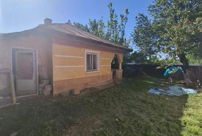 Casă cu 2 camere cu Teren 2156 Mp în Central - 7