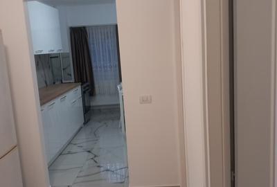 Garsonieră decomandată în Titan - 4