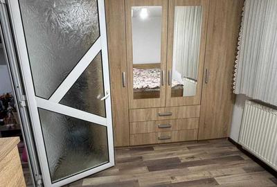 Apartament cu 3 camere semidecomandat în Central - 4