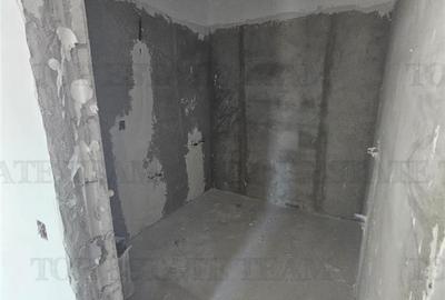 Apartament cu 2 camere decomandat în Ghencea