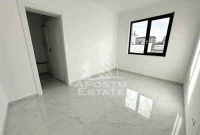 Duplex cu 5 camere, despartit prin camera tehnica, finalizat la asfalt - 11