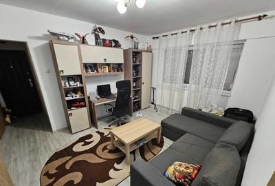Apartament cu 2 camere semidecomandat, mobilat în Casa de Cultură - 2