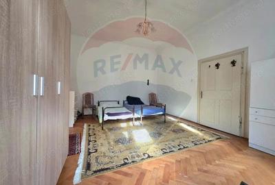 Casă cu 4 camere cu Teren 332 Mp în Ultracentral - 12