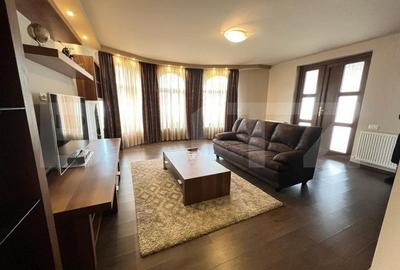 Casă individuală cu 4 camere cu Garaj în Stupini