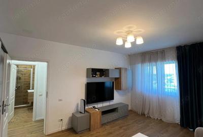 Apartament cu 2 camere decomandat în Străulești