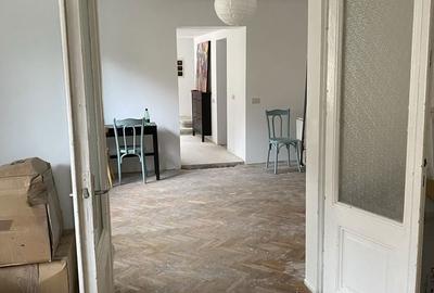 Casă cu 3 camere în Centrul Istoric - 8