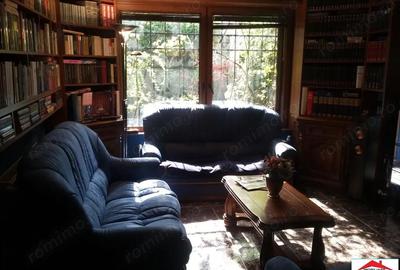 Casă cu 2 camere în Titulescu - 2