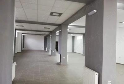Spatiu comercial. - 1