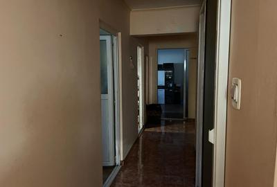 Apartament 3 camere decomandat - Tomis Nord-Ciresica - 120.000 euro(Cod E6) - 5