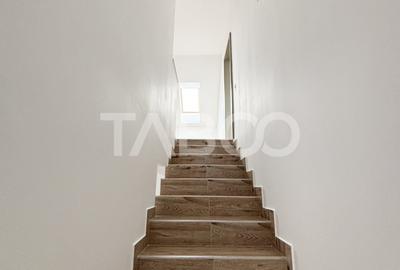 Duplex cu 6 camere cu Canalizare în Bună Ziua - 7