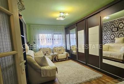 Apartament cu 3 camere decomandat în Piața Centrală - 2