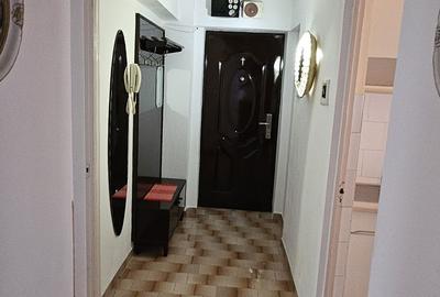Apartament cu 3 camere decomandat în Pod - 1
