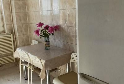 Apartament cu 2 camere decomandat în Titan - 7