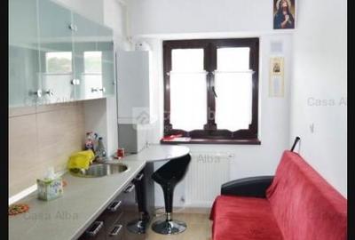 Garsonieră decomandată în Podul de Fier - 1