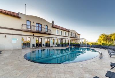 Casa la rosu, pe stoc, cu terasa si acoperis finalizat W - 3