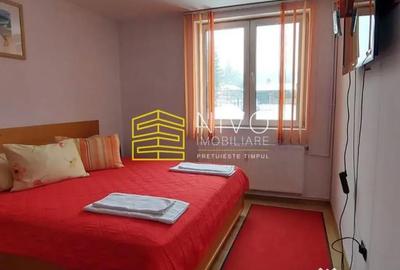 Casă cu 7 camere cu Teren 700 Mp în Praid - 2