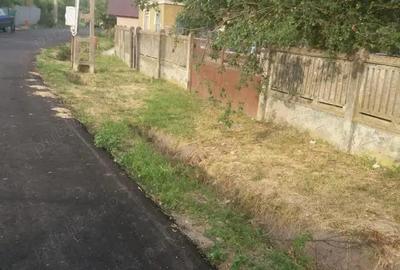 Casă cu 3 camere cu Teren 2000 Mp în Plătărești - 1