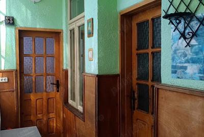 Casă cu 2 camere cu Teren 900 Mp în Central - 5