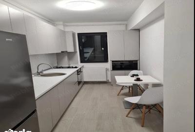 Garsonieră decomandată, mobilată în Central - 5