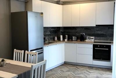 Apartament 3 camere la cheie, zona Platinia Shopping Center - 2