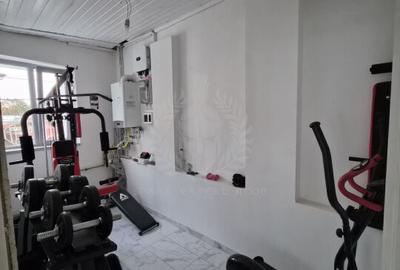 //SPATIU COMERCIAL//REZIDENTA// - 5