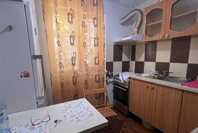 1 camera de inchiriat - Podu Ros / Cantemir - parter - 3