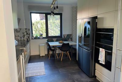 Casă cu 4 camere în Central - 8