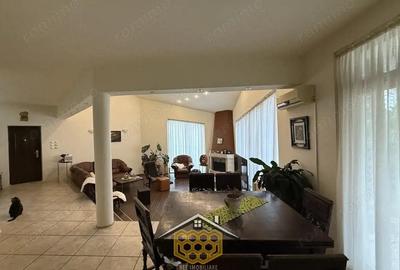 Casa P+1 cu garaj si 950 mp teren in Simnicul de jos - Comision 0% - 3