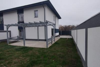 Casa tip duplex Agigea zona Primarie toate utilitatile - 2