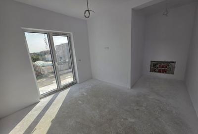 Duplex cu 4 camere cu Canalizare în Moșnița Nouă - 10