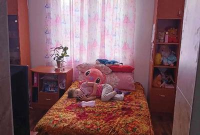 Casă cu 3 camere cu Teren 1300 Mp în Grindu - 2