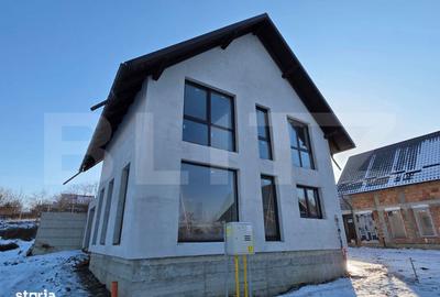 Casă cu 4 camere în Sfântu Ilie