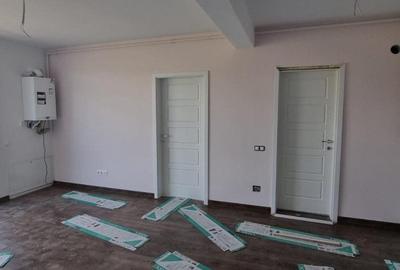 Apartament finisat cu 3 camere,55 mp,incalzire in pardoseala,zona Terra - 1