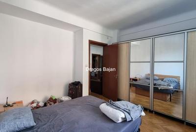 Apartament cu 3 camere semidecomandat în Armeneasca - 1