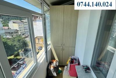 2 cam, decomandat, Str. Progresului 56500 Eur 2 cam, decomandat, Str. Progresului 56500 Eur - 4