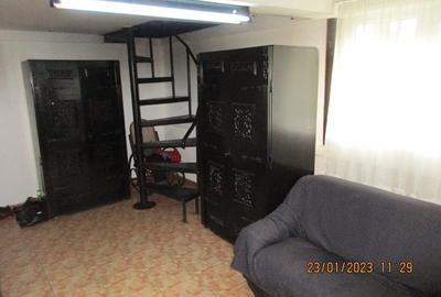 Casă cu 4 camere cu Teren 314 Mp în Central - 8