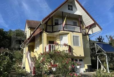 Casă cu Teren 1138 Mp în Corunca - 9