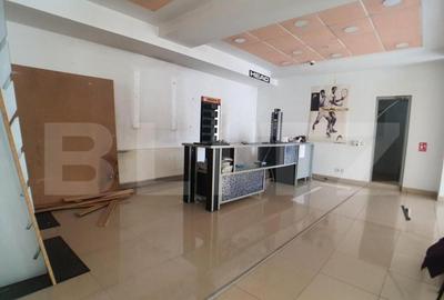 Spatiu comercial, 450 mp, Central - 1