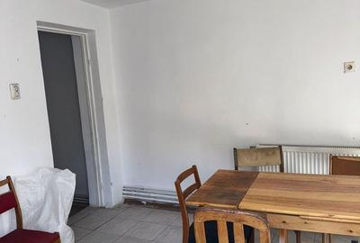 Casă cu 4 camere cu Teren 150 Mp în Iorga - 2