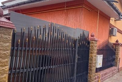 Casă cu 3 camere în Uiești - 2