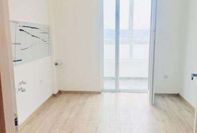 Apartament cu 3 camere decomandat în Păcurari - 3