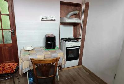 Garsonieră decomandată în Lunei - 3