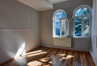 Apartament in vila , Primaverii, intrare separata, etaj 1/1 - 8