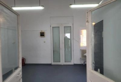 Inchiriez apartament 2 camere + 2 bai pentru muncitori, (maxim 10 persoane ) in zona ultracentrala, - 19